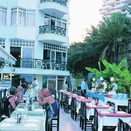 Hotel Yuvam