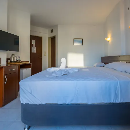 Yuvam Hotel